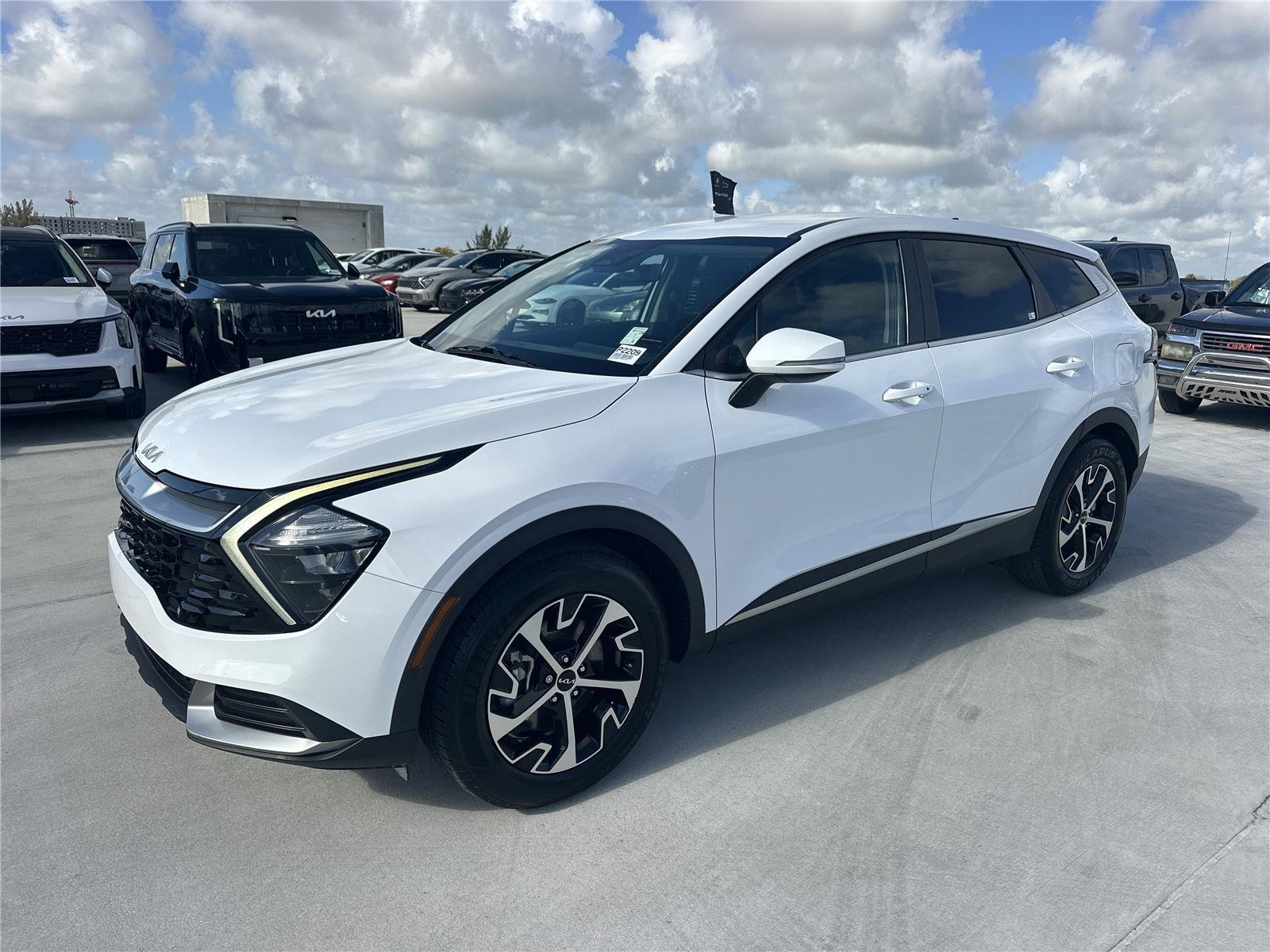 2023 Kia Sportage EX