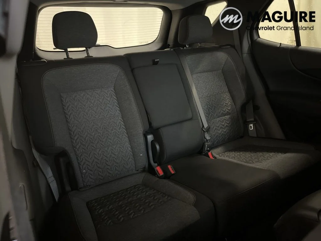 Used 2022 Silver Chevrolet LT image 30