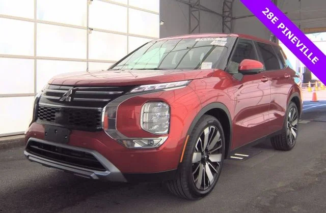 2025 Mitsubishi Outlander SE S-AWC's photo
