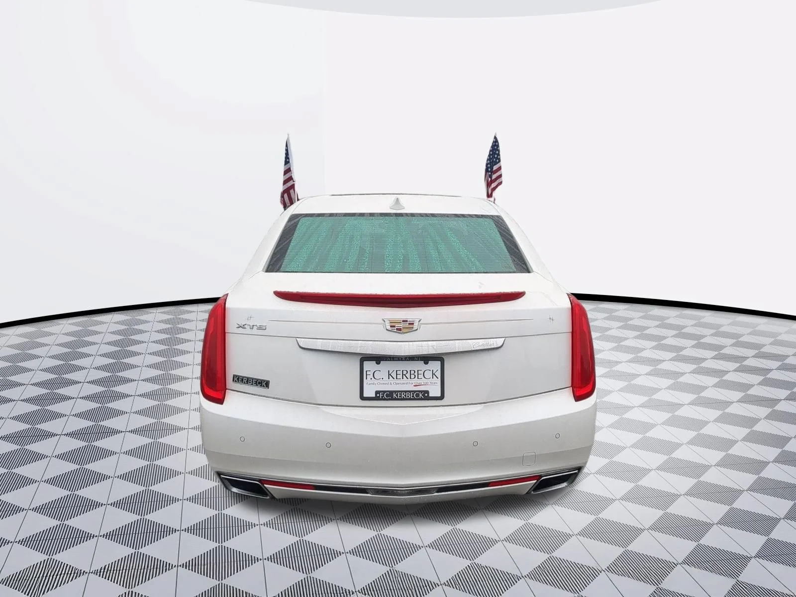 Used 2016 Crystal White Tricoat Cadillac Luxury Collection image 6