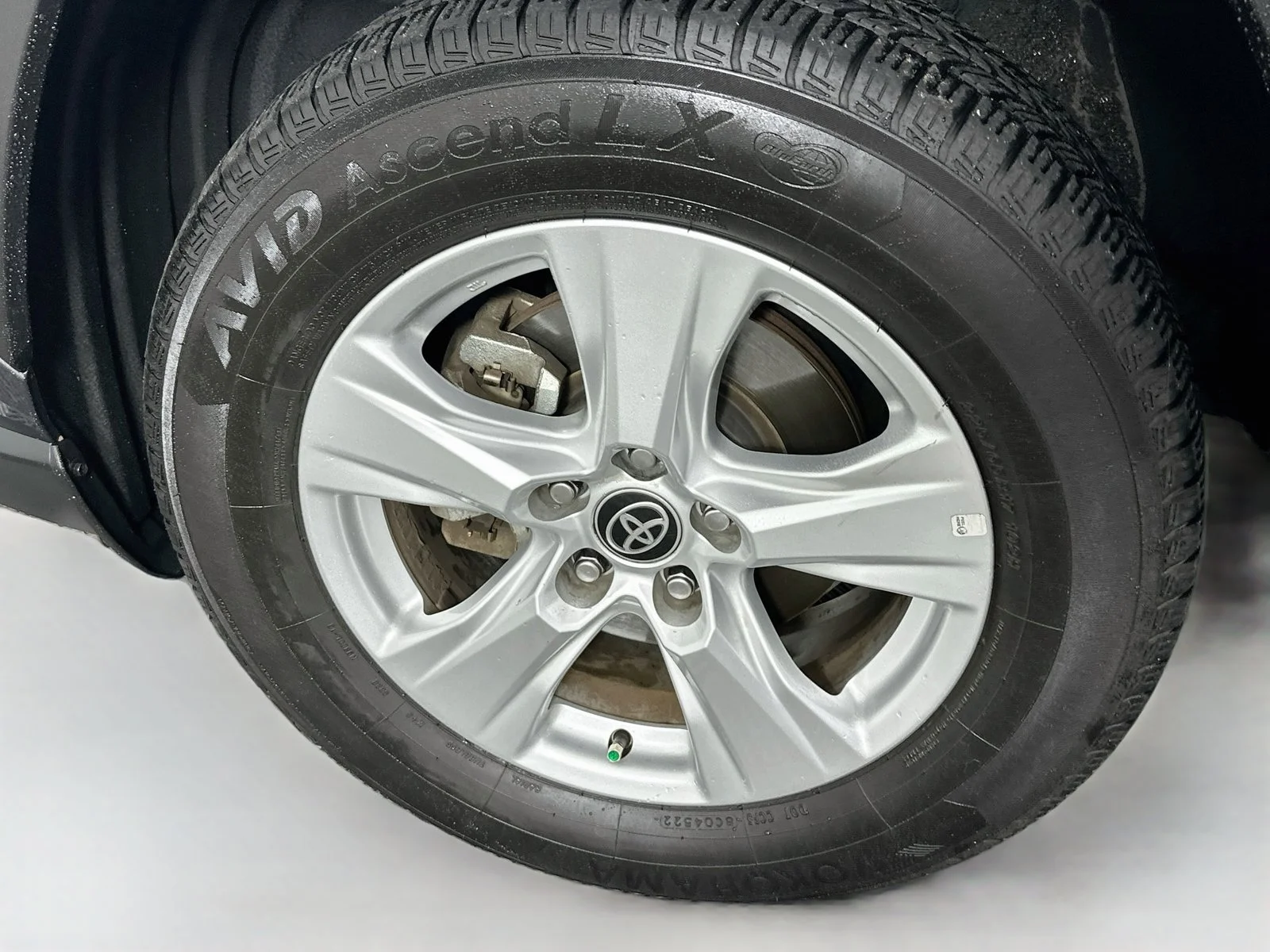 Used 2021 Magnetic Gray Metallic Toyota XLE image 31