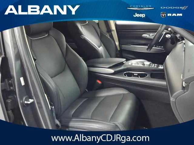 Used 2022 Gray Genesis 2.5T Select image 18