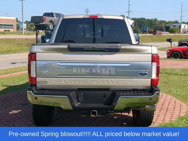Used 2017  Ford King Ranch image 12
