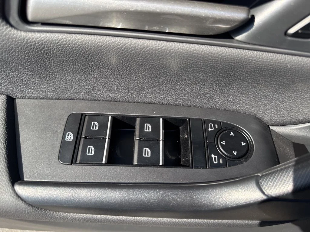 2025 Mazda CX-50 Select - Photo 18