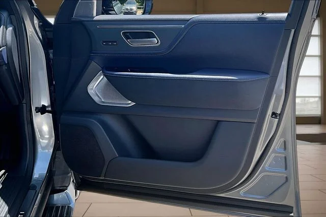 New 2027 Silver INFINITI SPORT image 24