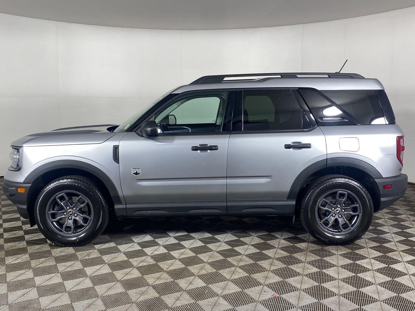 Used 2022 Iconic Silver Ford Big Bend image 28