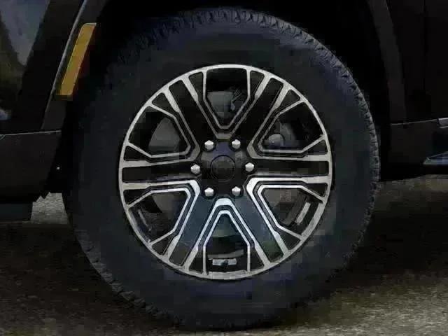 New 2026 High Gloss Black Exterior Paint Jeep Grand Wagoneer image 94
