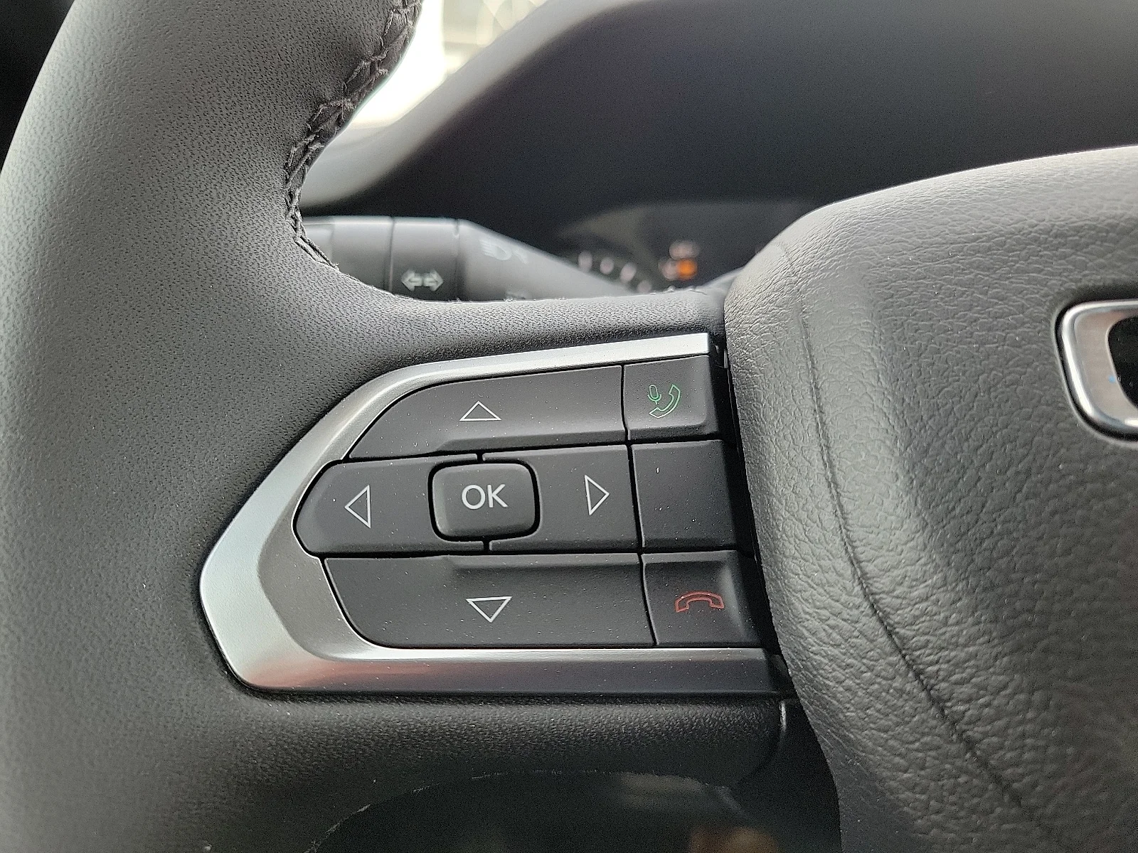 New 2026 PW7 Bright Whit Jeep LATITUDE ALTITUDE 4X4 image 20
