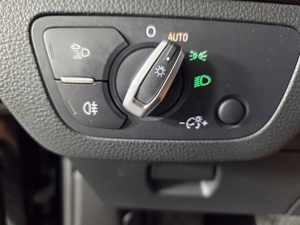 2021 Audi Q5 Premium Plus - Photo 18