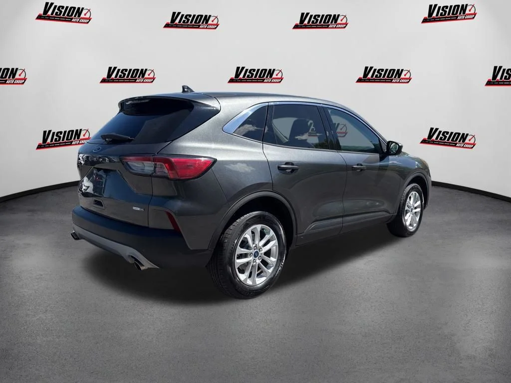 Used 2020 Gray Ford SE image 5
