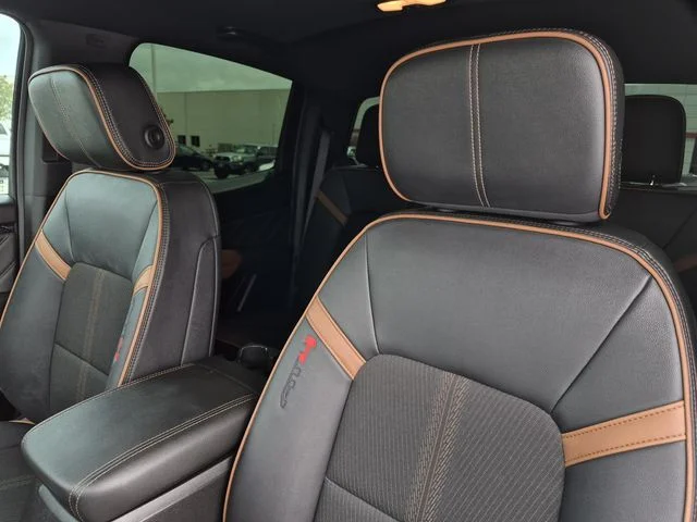 Used 2024 Onyx Black GMC AT4 image 11