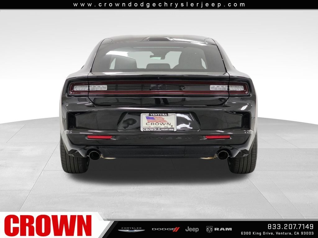 New 2026 Diamond Black Crystal Pearlcoat Dodge R/T image 6