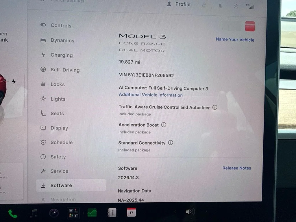 Used 2022 Red Tesla Long Range image 4