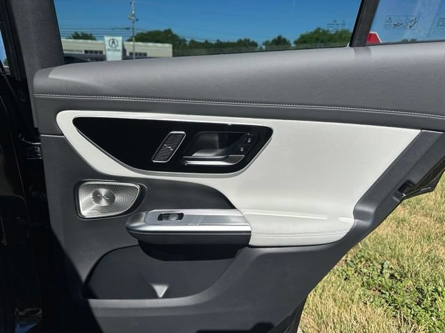New 2026 Graphite Grey Metallic Mercedes-Benz GLC 300 image 55