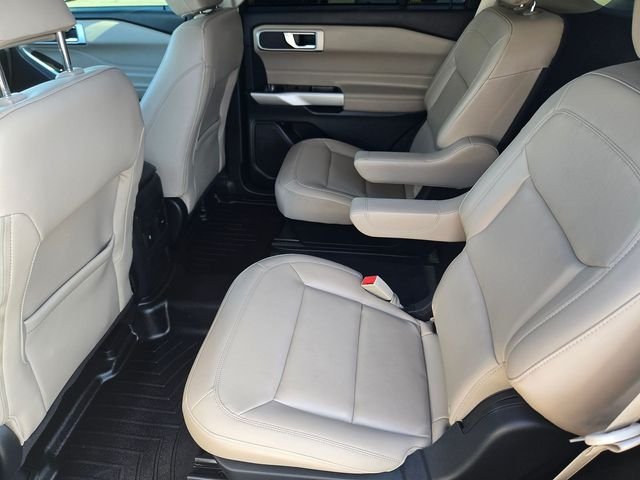 Used 2022 Blue Ford XLT image 9
