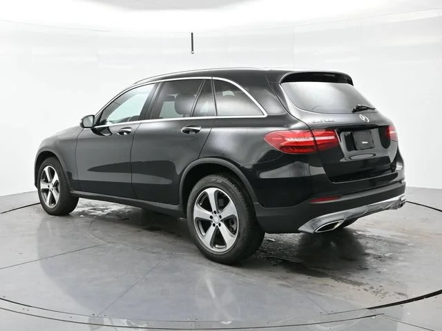 Used 2017 Black [black] Mercedes-Benz GLC 300 image 5