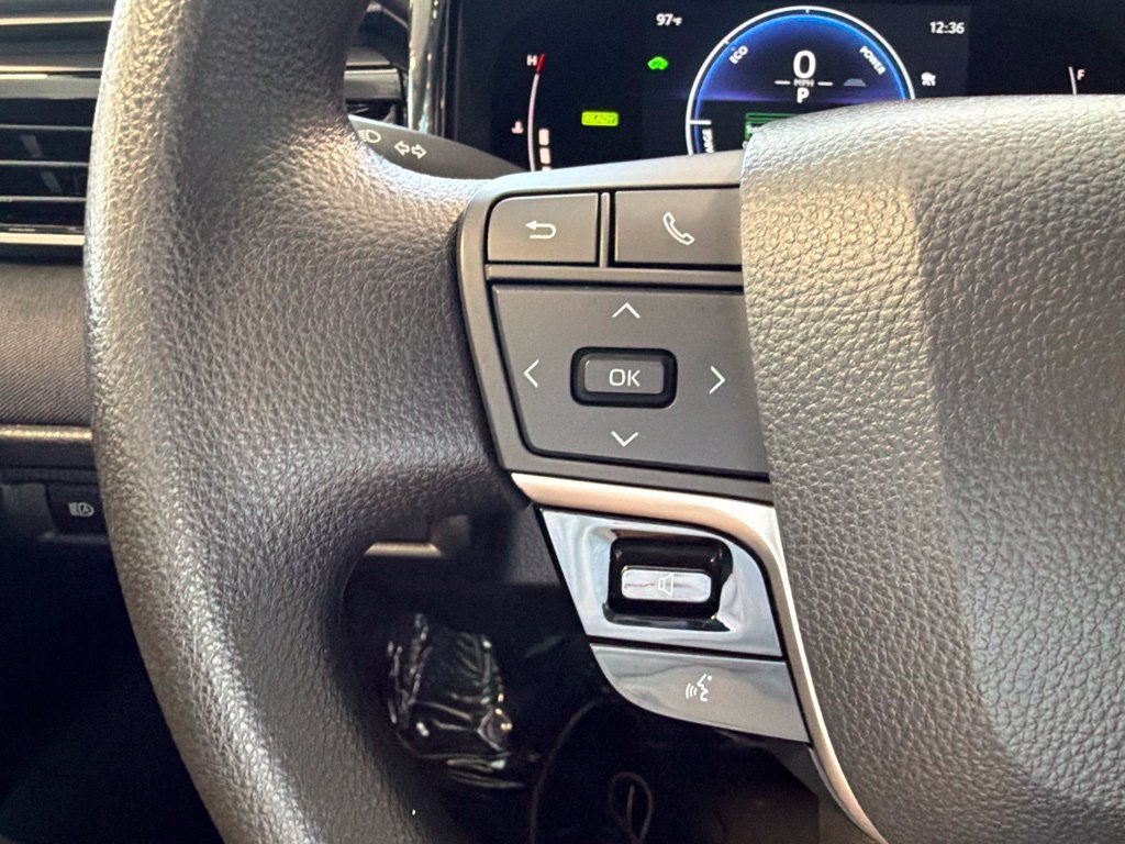 Certified Used 2025 Silver Toyota LE image 14