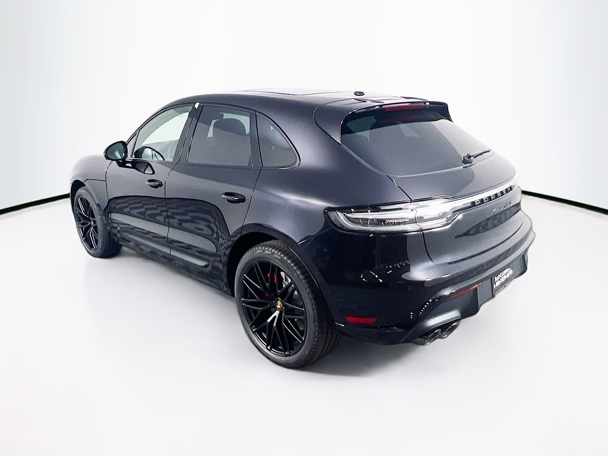 2026 Porsche Macan GTS photo 3