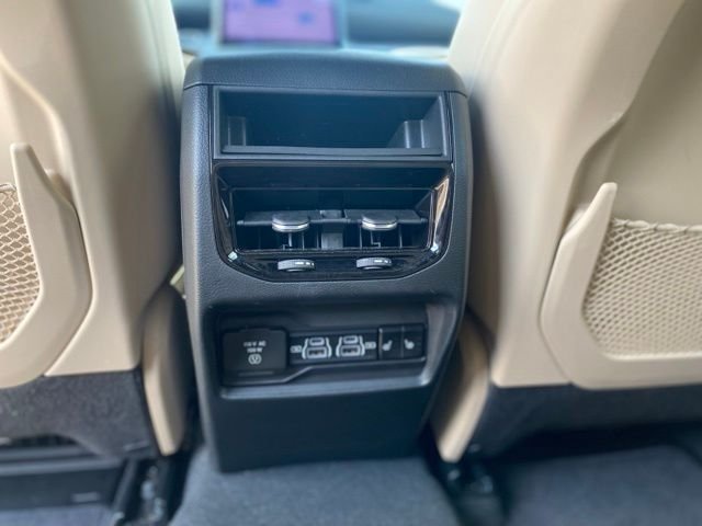 2025 Jeep Grand Cherokee Limited - Photo 17