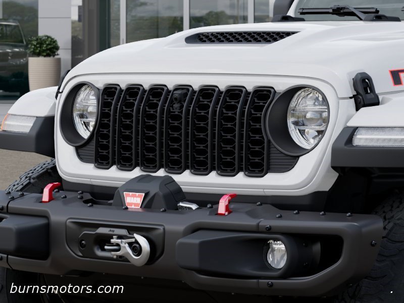 New 2026 Bright White Clear-Coat Exterior Paint Jeep Rubicon X 4-Door image 11