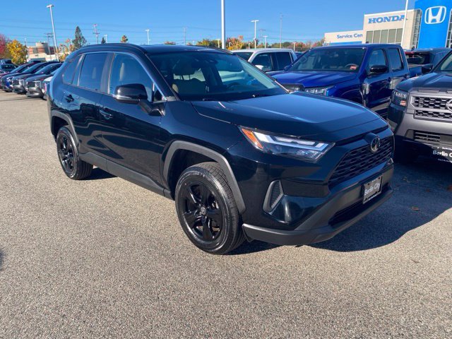 Used 2024 Midnight Black Metallic Toyota XLE image 21