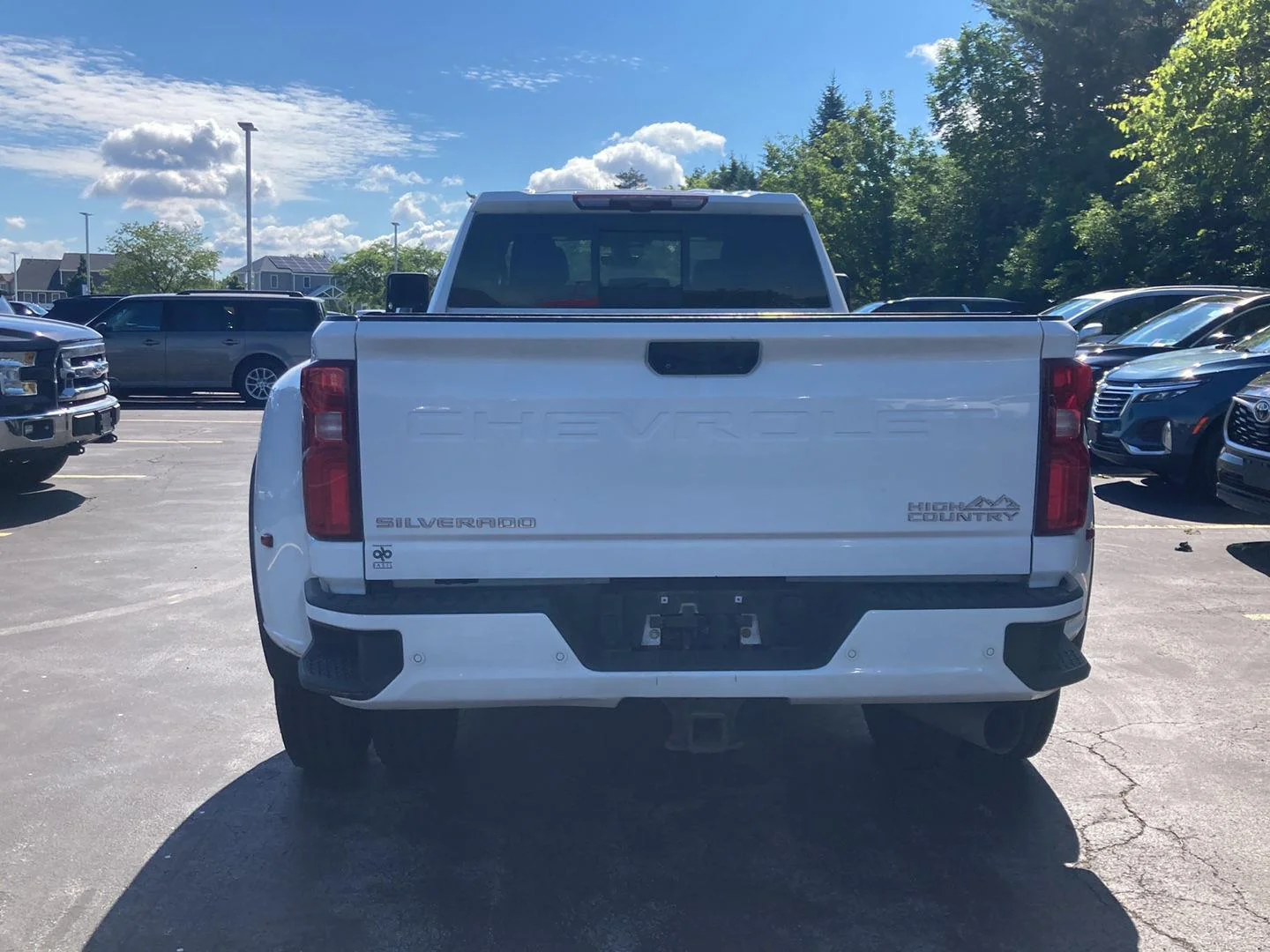 Used 2021 Summit White Chevrolet High Country image 5