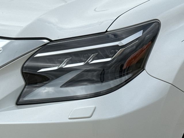 Used 2020 White Lexus 460 image 4