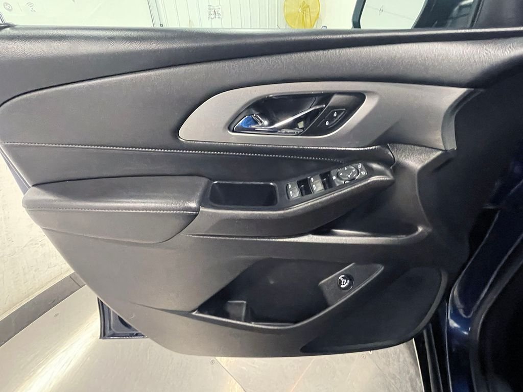 Used 2023 Blue Chevrolet LT image 21