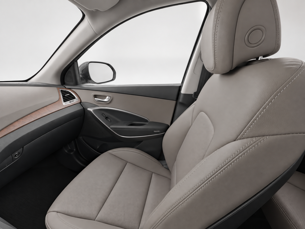 Used 2018 Gray Hyundai SE image 14