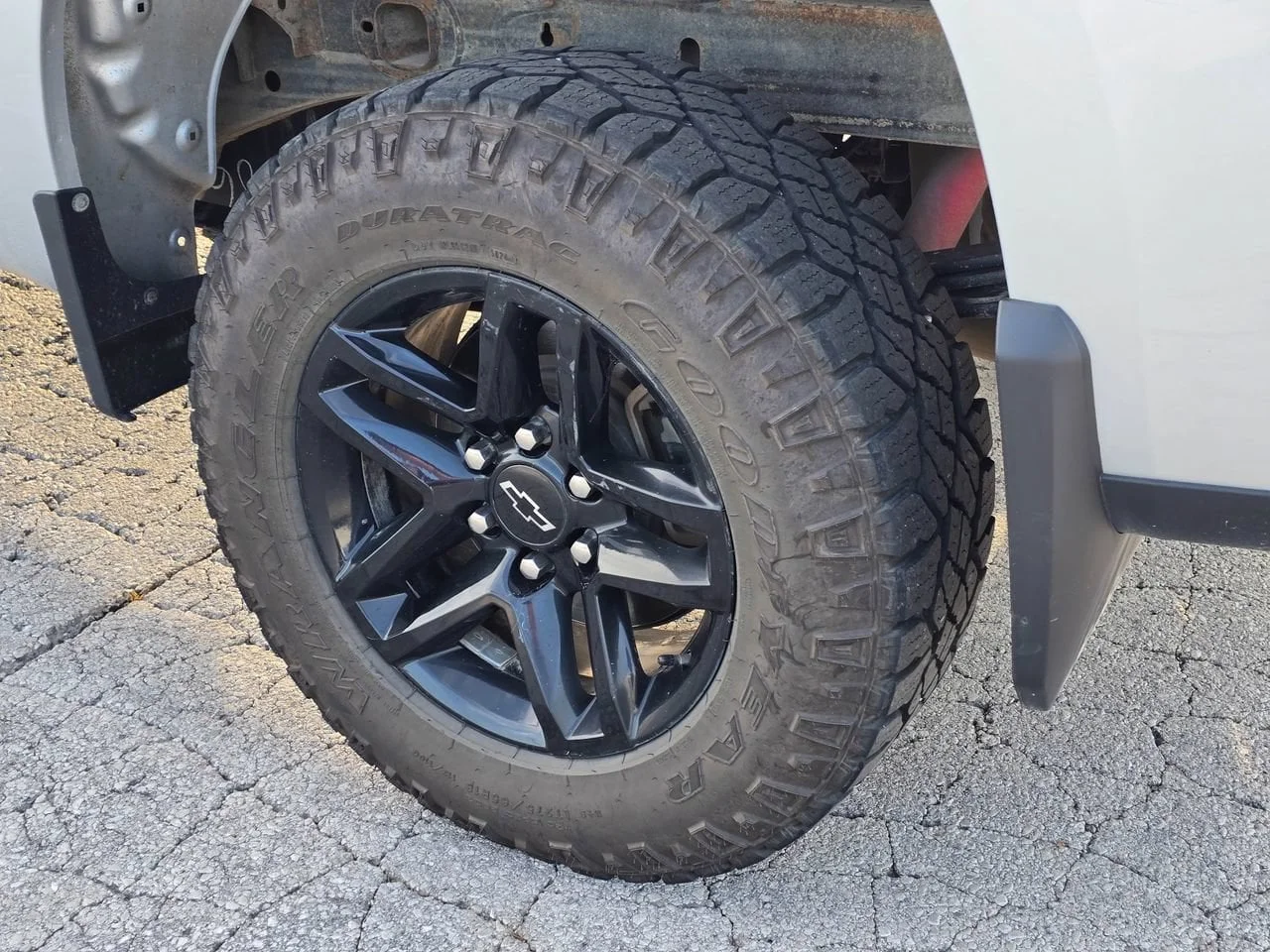 Used 2020 Silver ICE Metallic Chevrolet Custom Trail Boss image 7