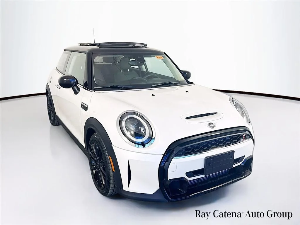 2024 MINI Hardtop Cooper S's photo