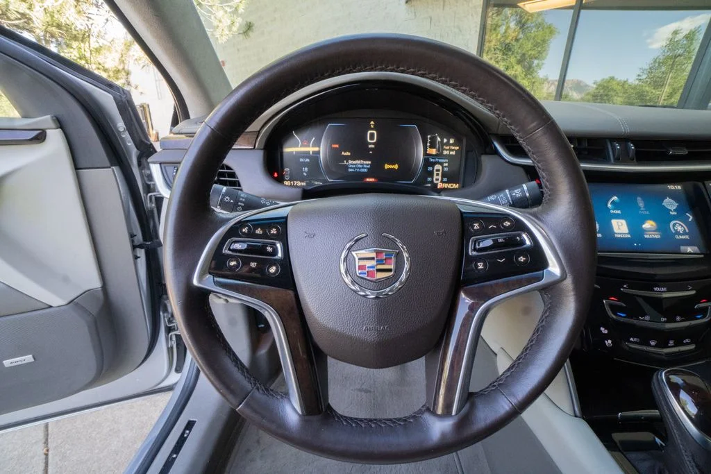 Used 2014 Silver Cadillac Platinum image 13