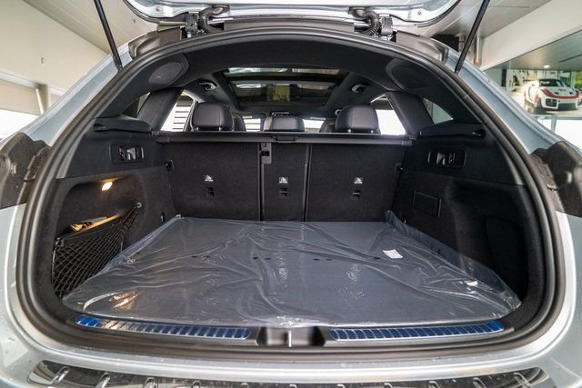 New 2026 Cirrus Silver Metallic Mercedes-Benz GLC 300 image 32