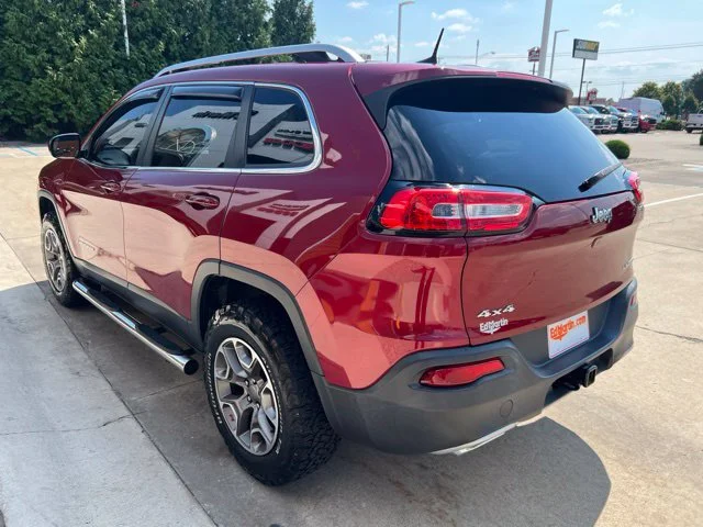 Used 2016 Red Jeep Limited image 5