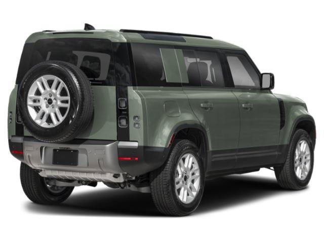 New 2026 Keswick Green Land Rover Trophy Edition Keswick image 2