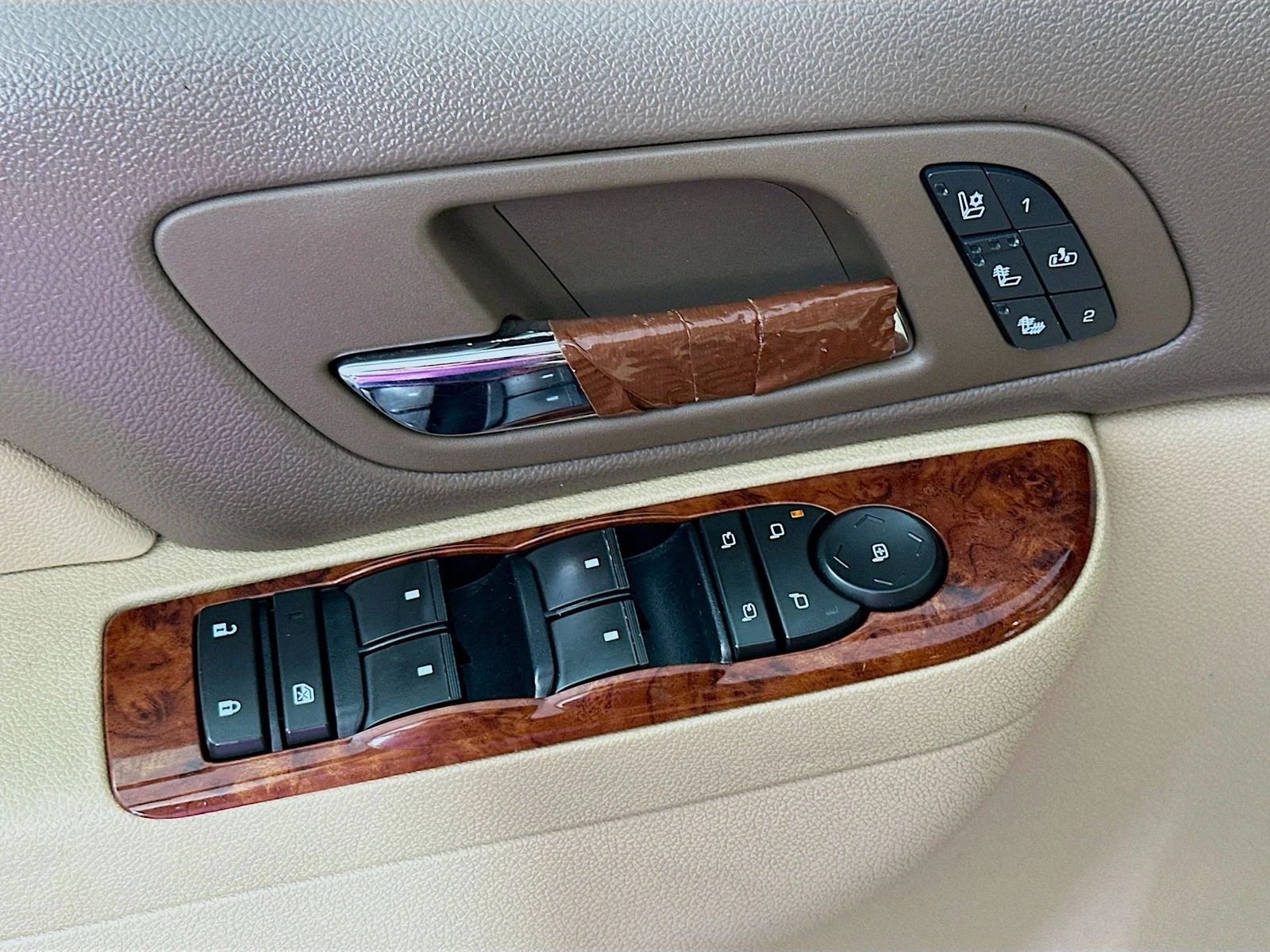 Used 2010 Red Jewel Tintcoat Chevrolet LTZ image 18
