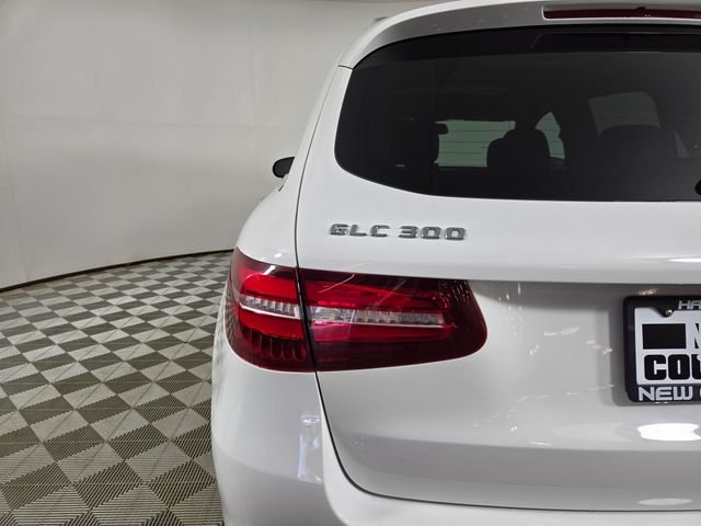 Used 2019 White Mercedes-Benz GLC 300 image 11