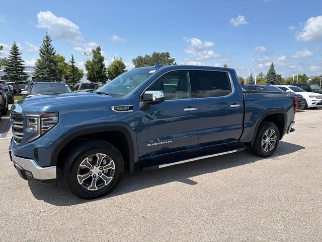 2024 GMC Sierra 1500 SLT