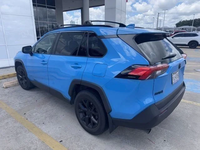Used 2021 Blue Toyota LE image 3