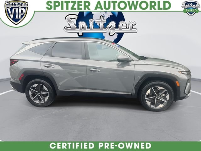 Used 2025 Gray Hyundai SEL image 10
