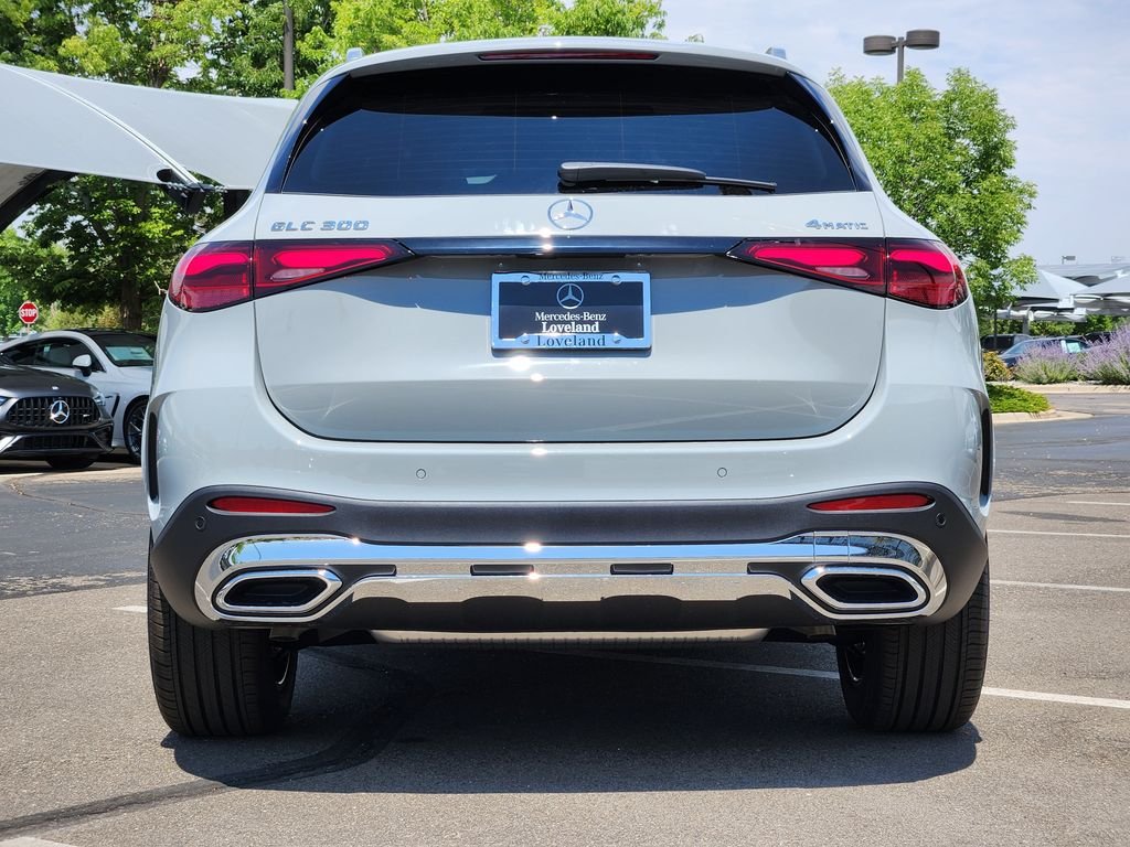 New 2026 MANUFAKTUR Alpine Grey Mercedes-Benz GLC 300 4MATIC® image 7