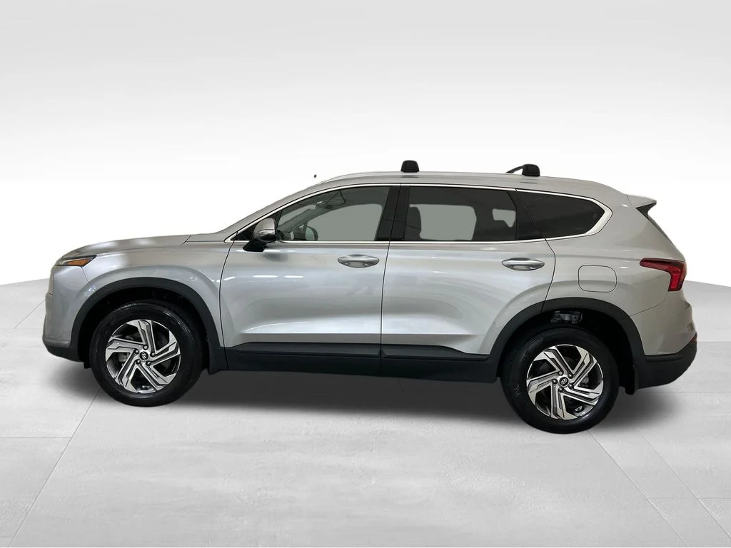 Used 2023 Silver Hyundai SEL image 2