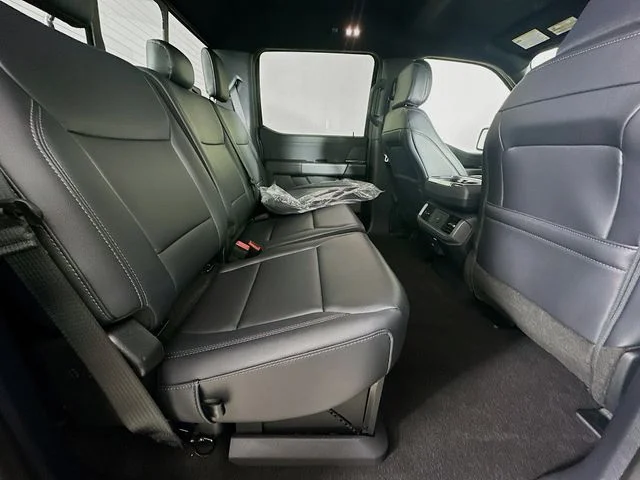 New 2026 Carbonized Gray Metallic Ford XLT image 27