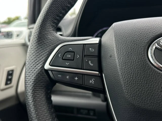 2021 Toyota Sienna Limited - Photo 43