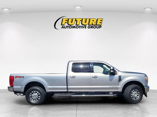 Used 2020 Silver Ford Lariat image 3