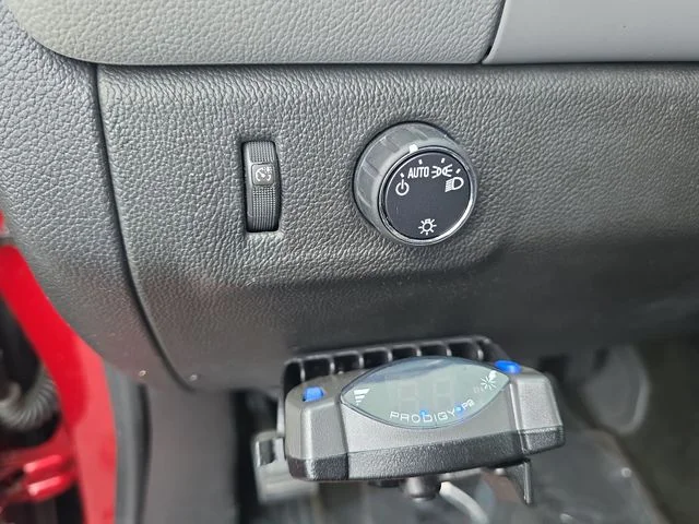 Used 2016 Red Chevrolet Work Truck image 26