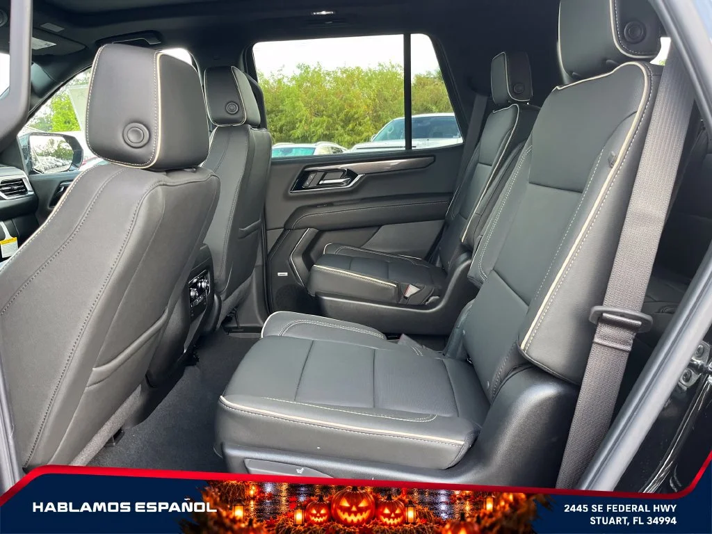 New 2027 Onyx Black GMC Elevation image 7
