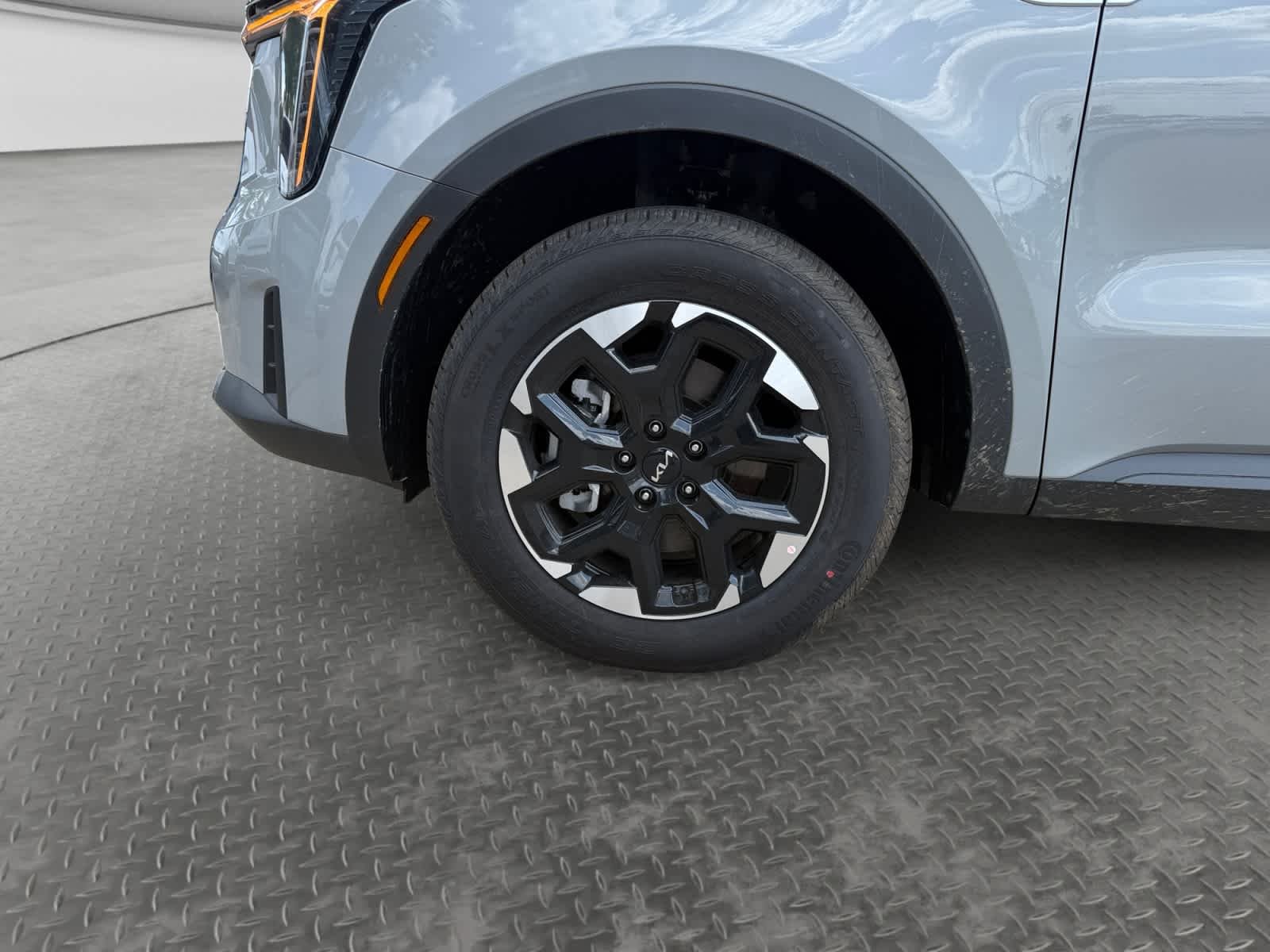 2026 Kia Sorento S - Photo 9