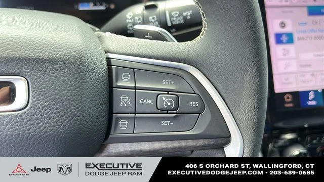 Used 2023 White Jeep Limited image 14