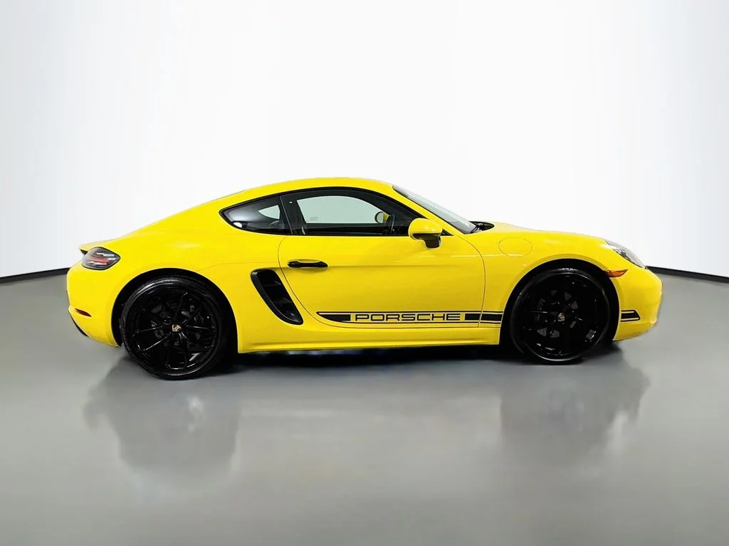 Used 2025 Yellow Porsche Style Edition image 22